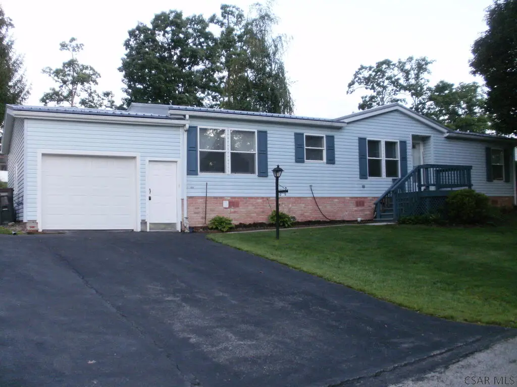 1310 Estates Ave, Somerset, PA 15501 - #1
