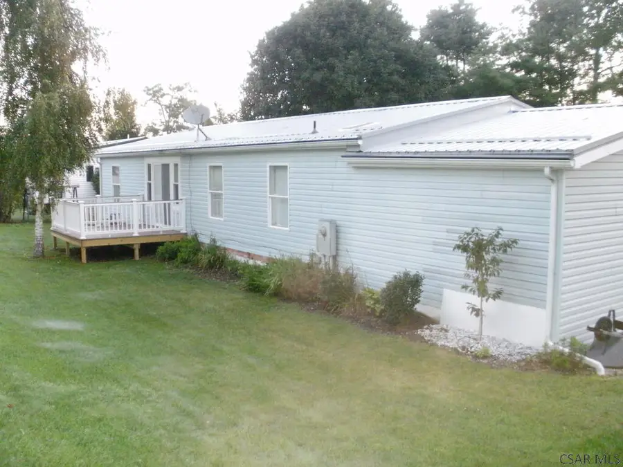 1310 Estates Ave, Somerset, PA 15501 - #2