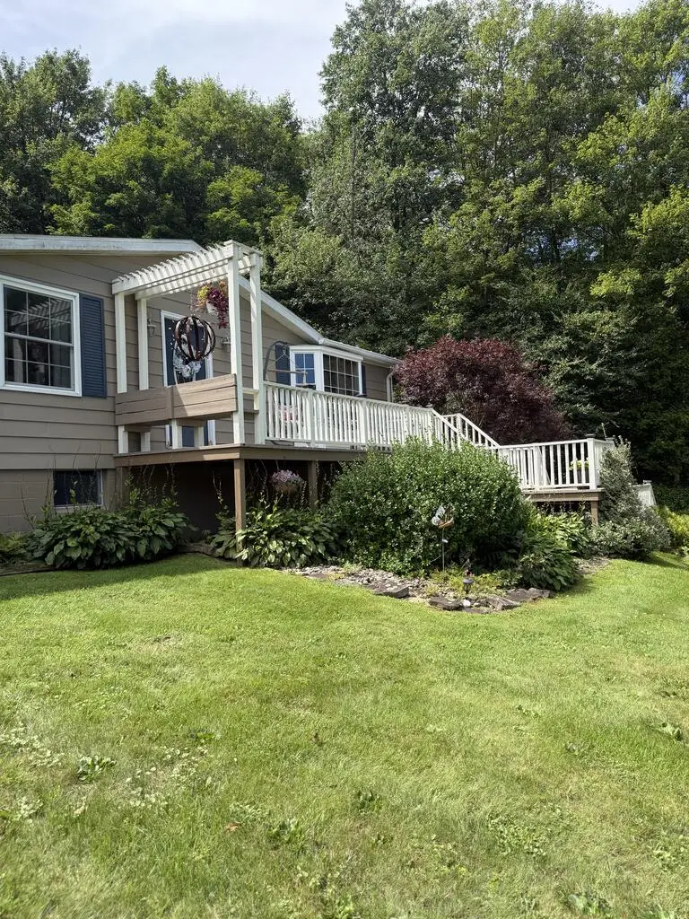 127 Charcoal Ln, Meyersdale, PA 15552 - #2