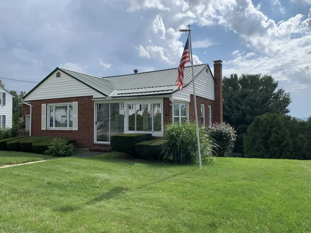 1734 Florida Avenue, Johnstown, PA 15902 - #1