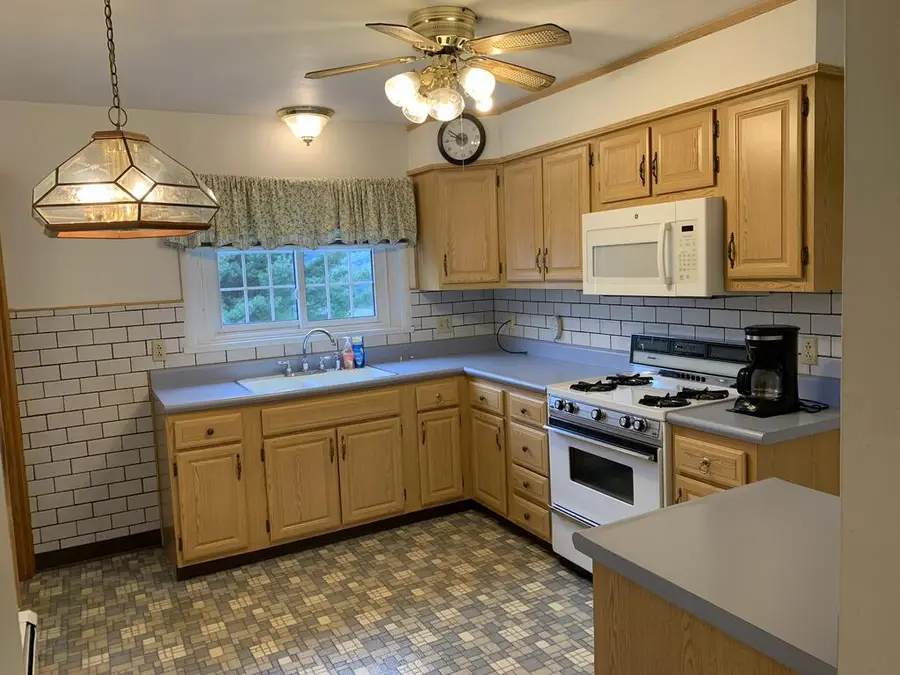 1734 Florida Avenue, Johnstown, PA 15902 - #2