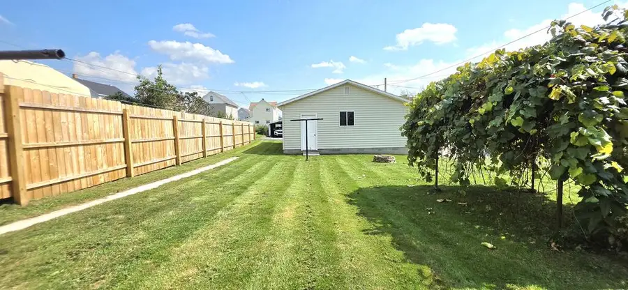 404 9th Street, Windber, PA 15963 - #3