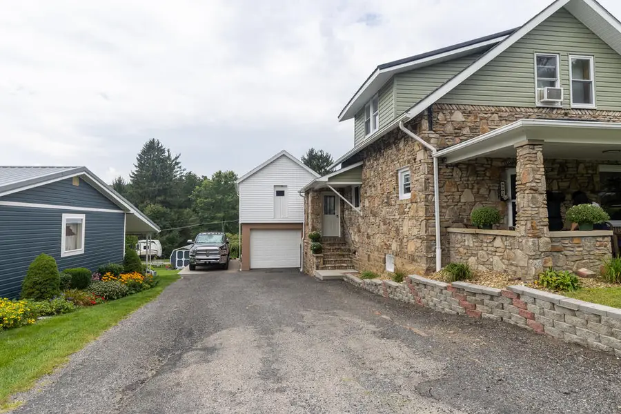 3302 Graham Ave, Paint, PA 15953 - #2