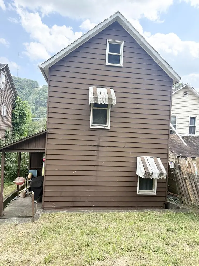 213 Woodvale, Johnstown, PA 15901 - #3