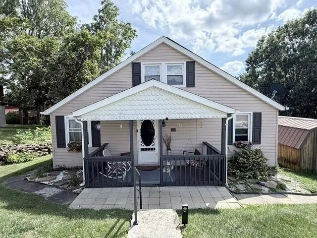 312 Robinson Avenue, Johnstown, PA 15905 - #1