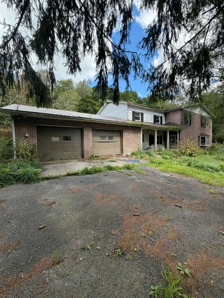769 Railroad St, Windber, PA 15963 - #1