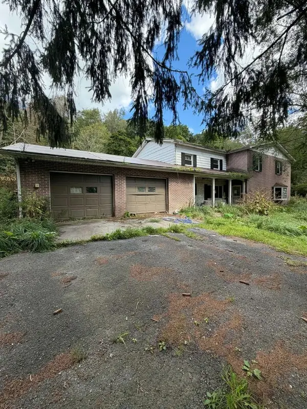 769 Railroad St, Windber, PA 15963