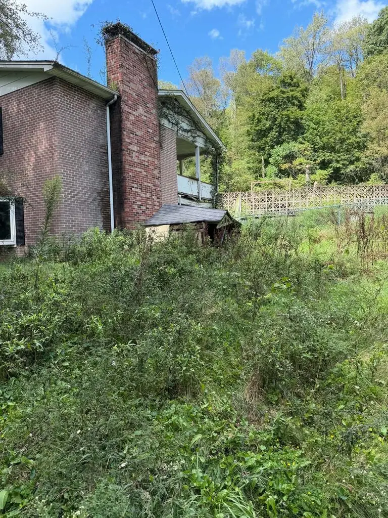 769 Railroad St, Windber, PA 15963 - #2