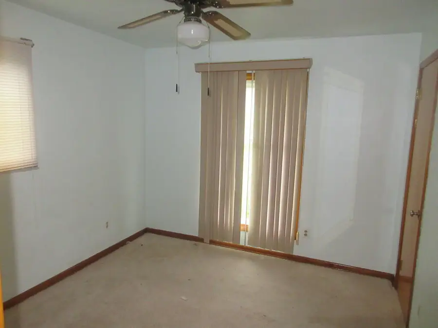 116 Crestview Dr, Salix, PA 15952 - #2
