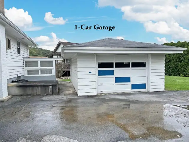 2303 Stadium Dr., Windber, PA 15963 - #2