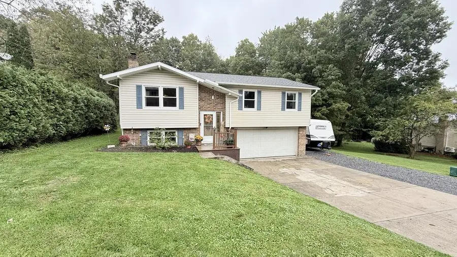 701 Park Avenue, Windber, PA 15963 - #2