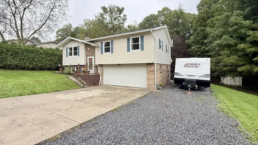 701 Park Avenue, Windber, PA 15963 - #3