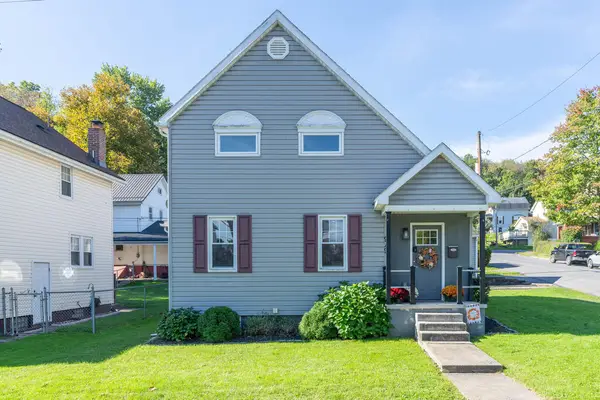 919 Race St, Altoona, PA 16601