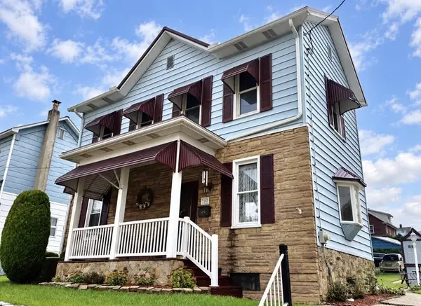 390 Fairfield Avenue, Johnstown, PA 15906