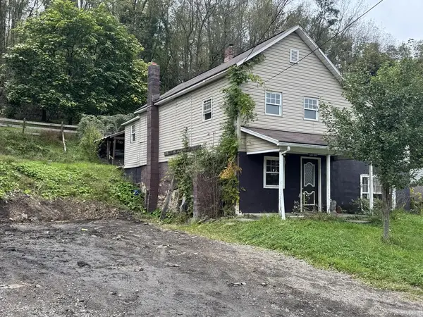 301 Saipan Avenue, Johnstown, PA 15902