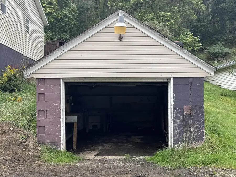 301 Saipan Avenue, Johnstown, PA 15902 - #3