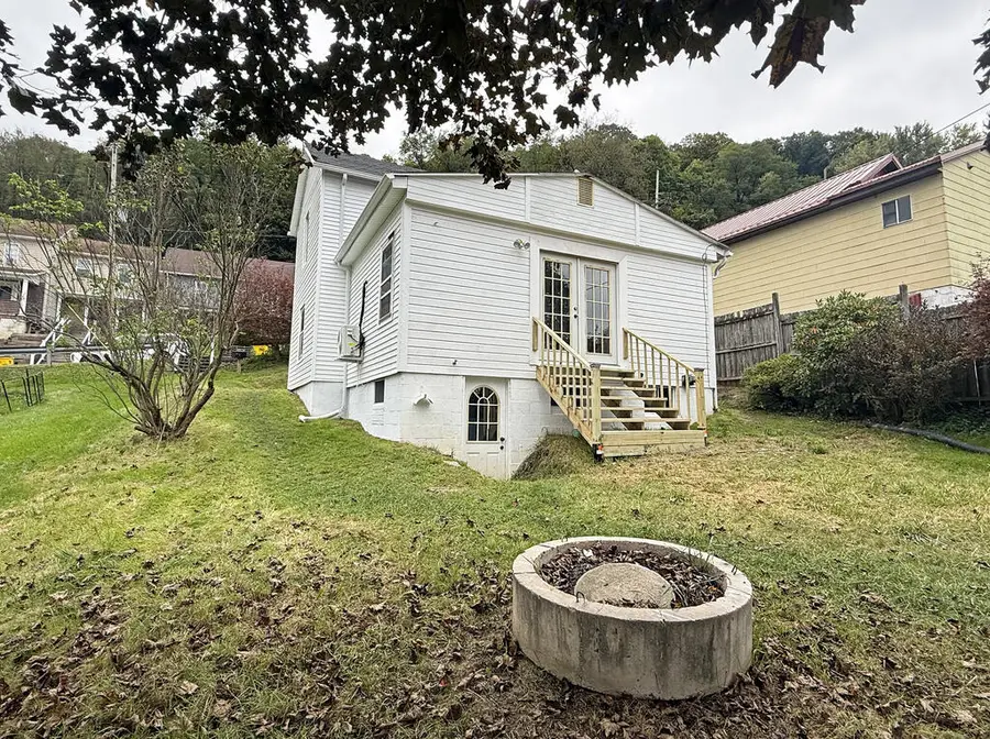 612 Woodland Avenue, Johnstown, PA 15902 - #3