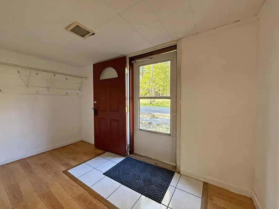 1227 Mount Carmel Drive, Windber, PA 15963 - #3