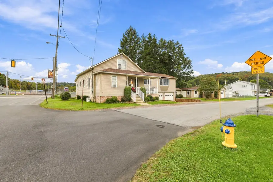 2314 Stadium Drive, Windber, PA 15963 - #3