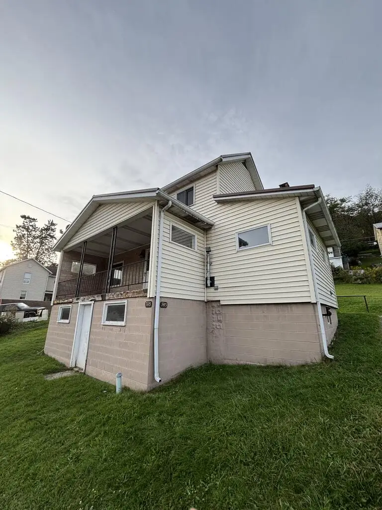 745 Wood Ct, South Fork, PA 15956 - #1