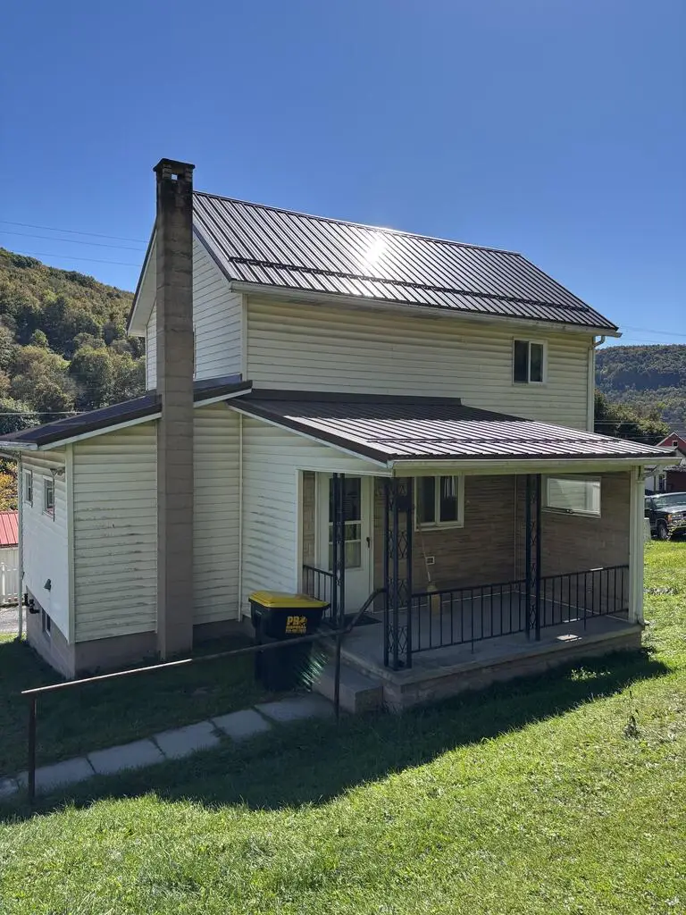 745 Wood Ct, South Fork, PA 15956 - #2