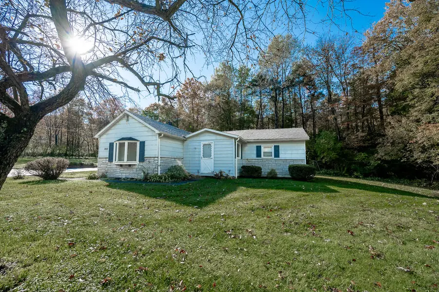 3832 Graham Ave, Windber, PA 15963 - #3