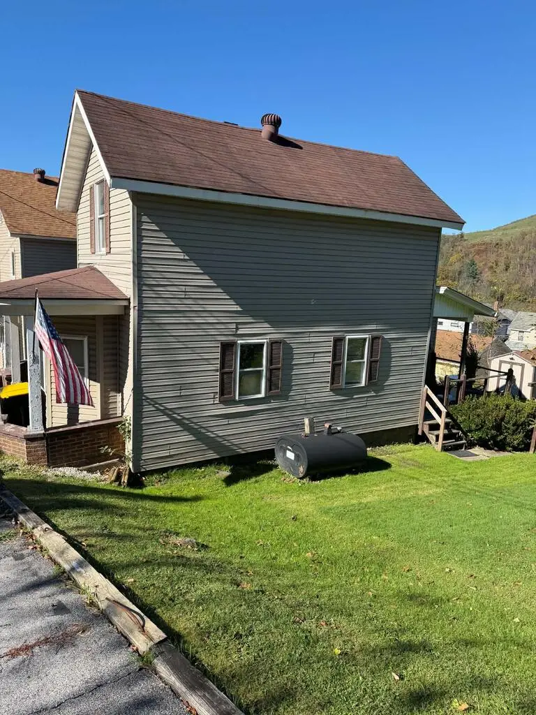 617 Church St, South Fork, PA 15956 - #3