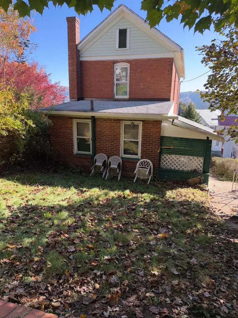 335 Glenn St, Johnstown, PA 15906 - #2