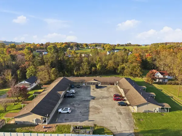 1-12 Ritenour Dr, Connellsville, PA 15425