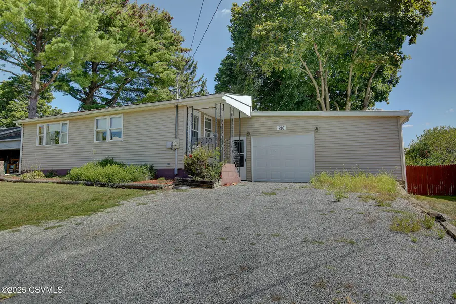 210 Walnut Street, Lewisburg, PA 17837 - Image #2