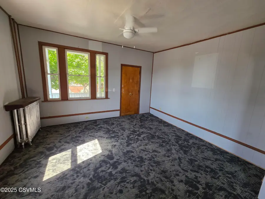 230 E 4th Street, Mount Carmel, PA 17851 - Image #3