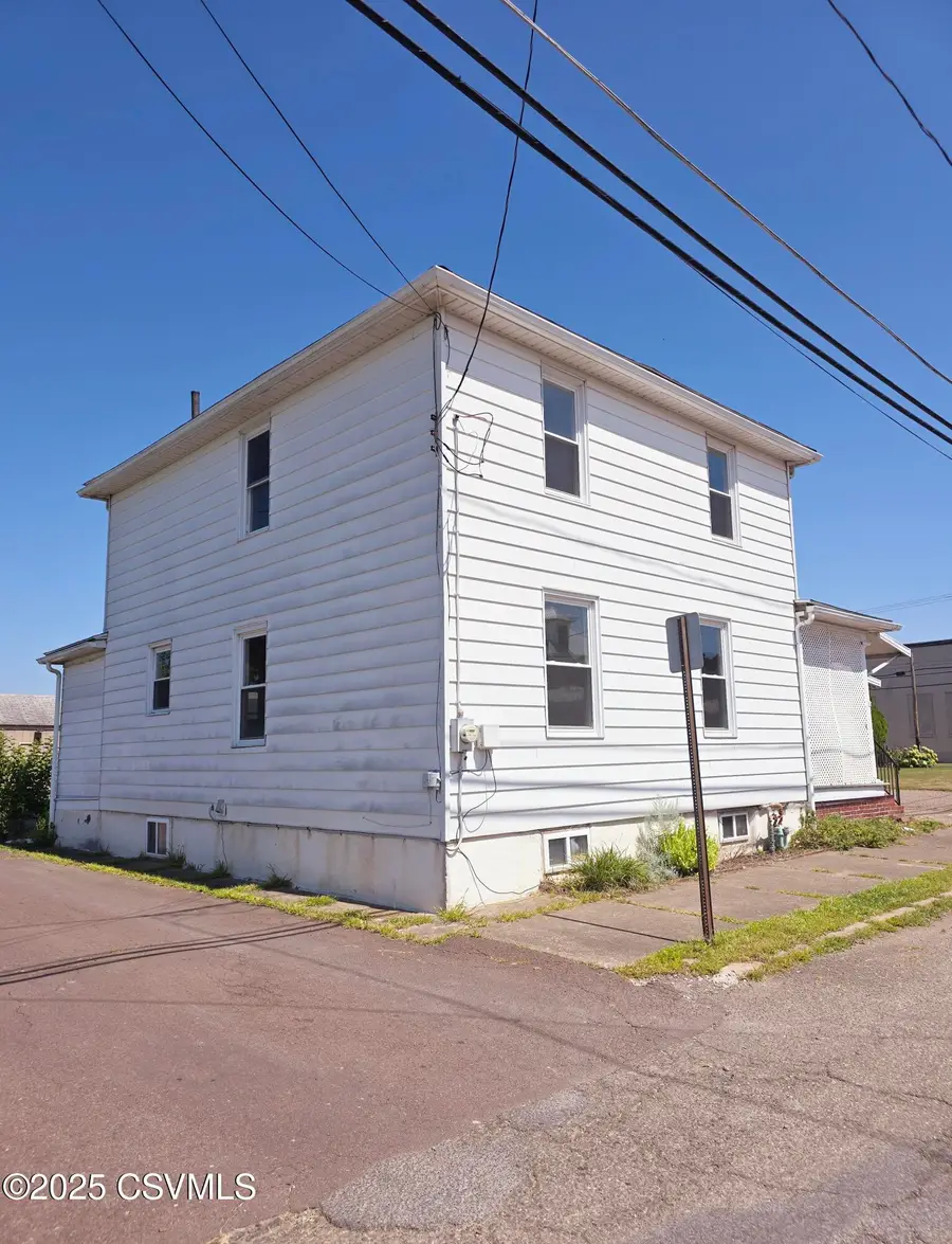 605 Sycamore Street, Berwick, PA 18603 - Image #2