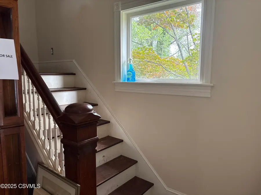 539 E 2nd Street, Berwick, PA 18603 - Image #2