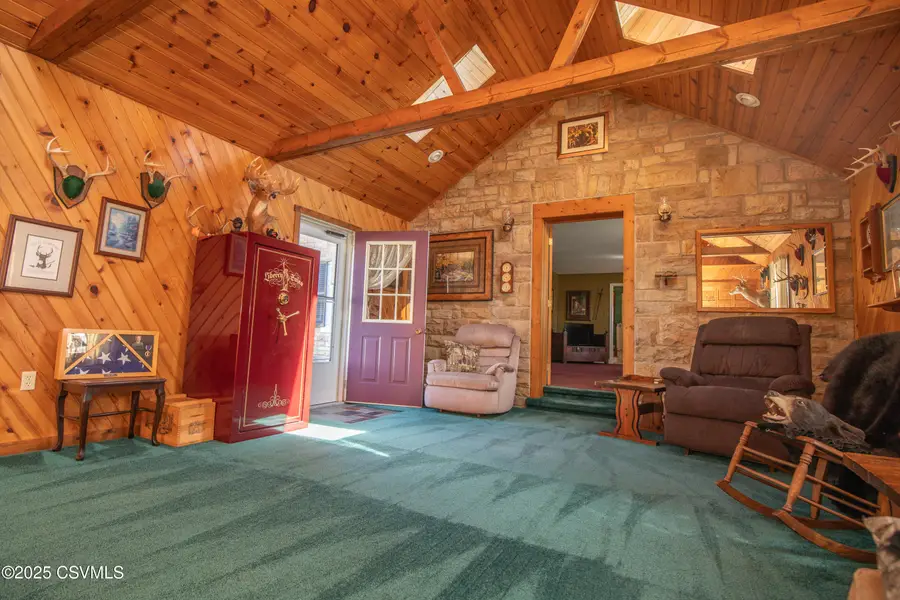 908 Hillcrest Lane, Lewisburg, PA 17837 - Image #3