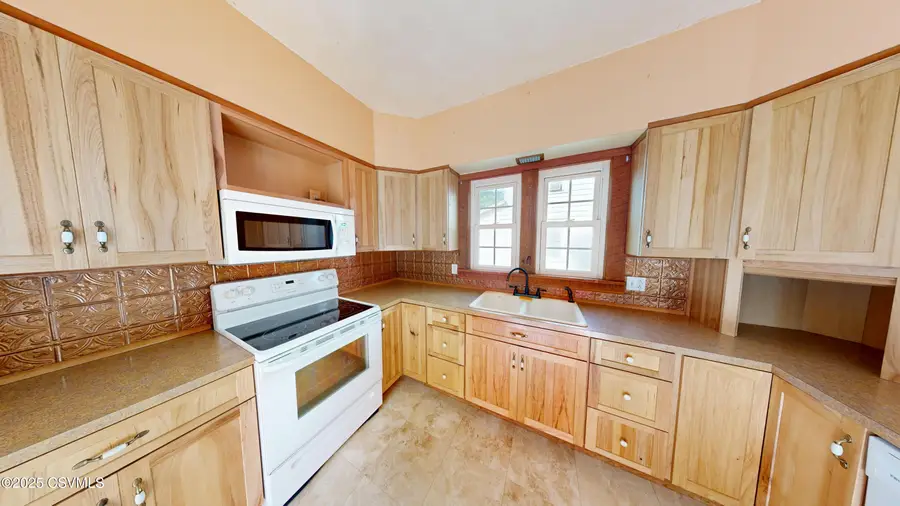 518 W Main Street, Bloomsburg, PA 17815 - Image #3