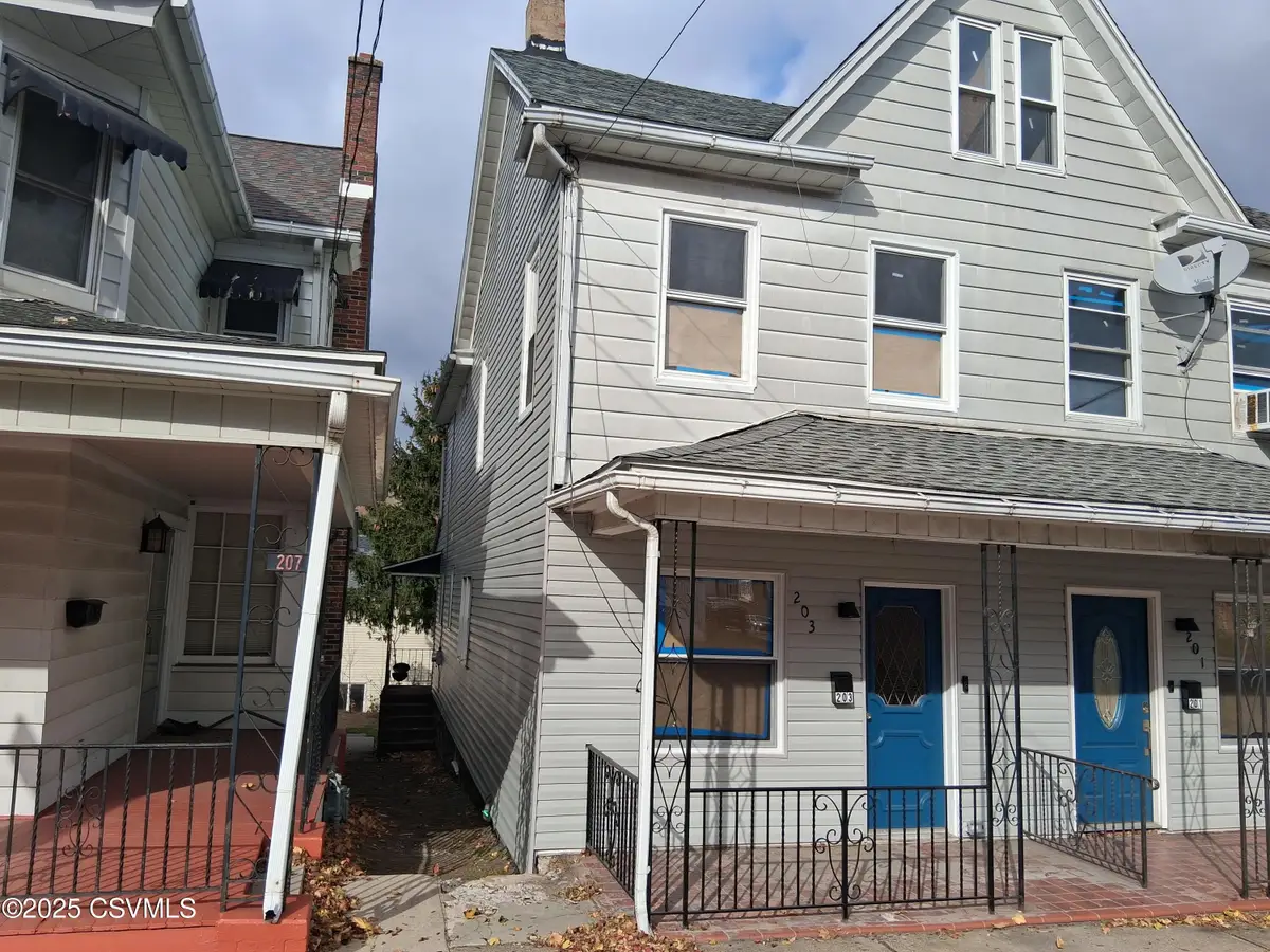 203 West Avenue, Mount Carmel, PA 17851 - Image #1