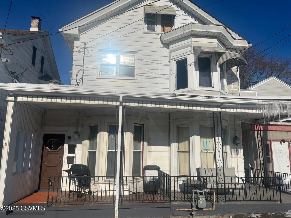 21 W Avenue, Mount Carmel, PA 17851 - Image #1