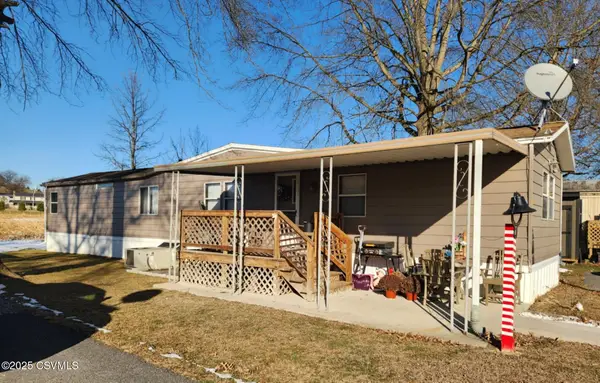 14 Lynn Street, Mifflinburg, PA 17844