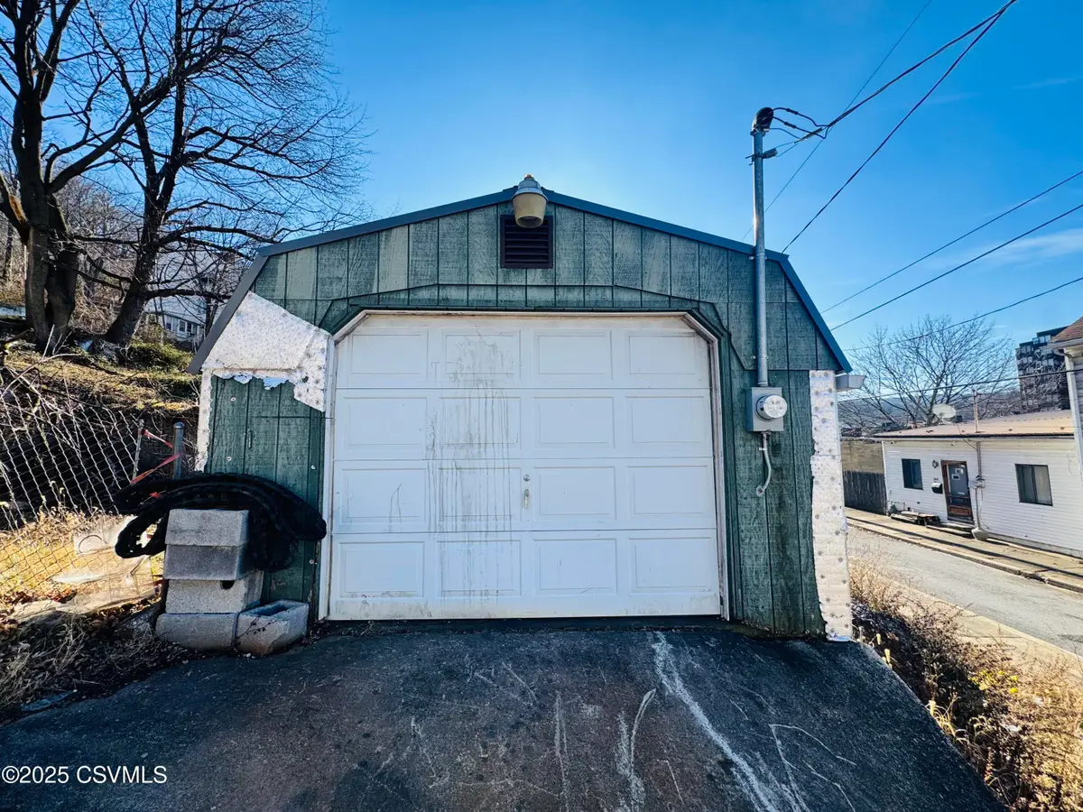 201 S Diamond Street, Shamokin, PA 17872 - Image #1