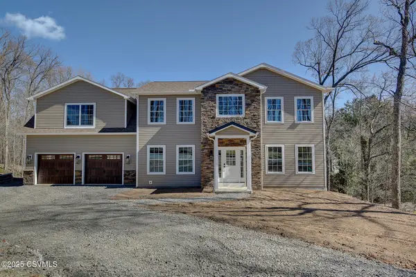 96 Dogwood Lane, Lewisburg, PA 17837