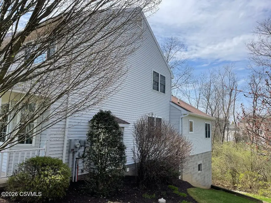 224 Oak Lane, Lewisburg, PA 17837 - #2