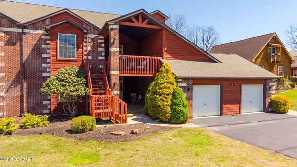 40 Sugarloaf Unit 1603 Lane, Hazle Township, PA 18202
