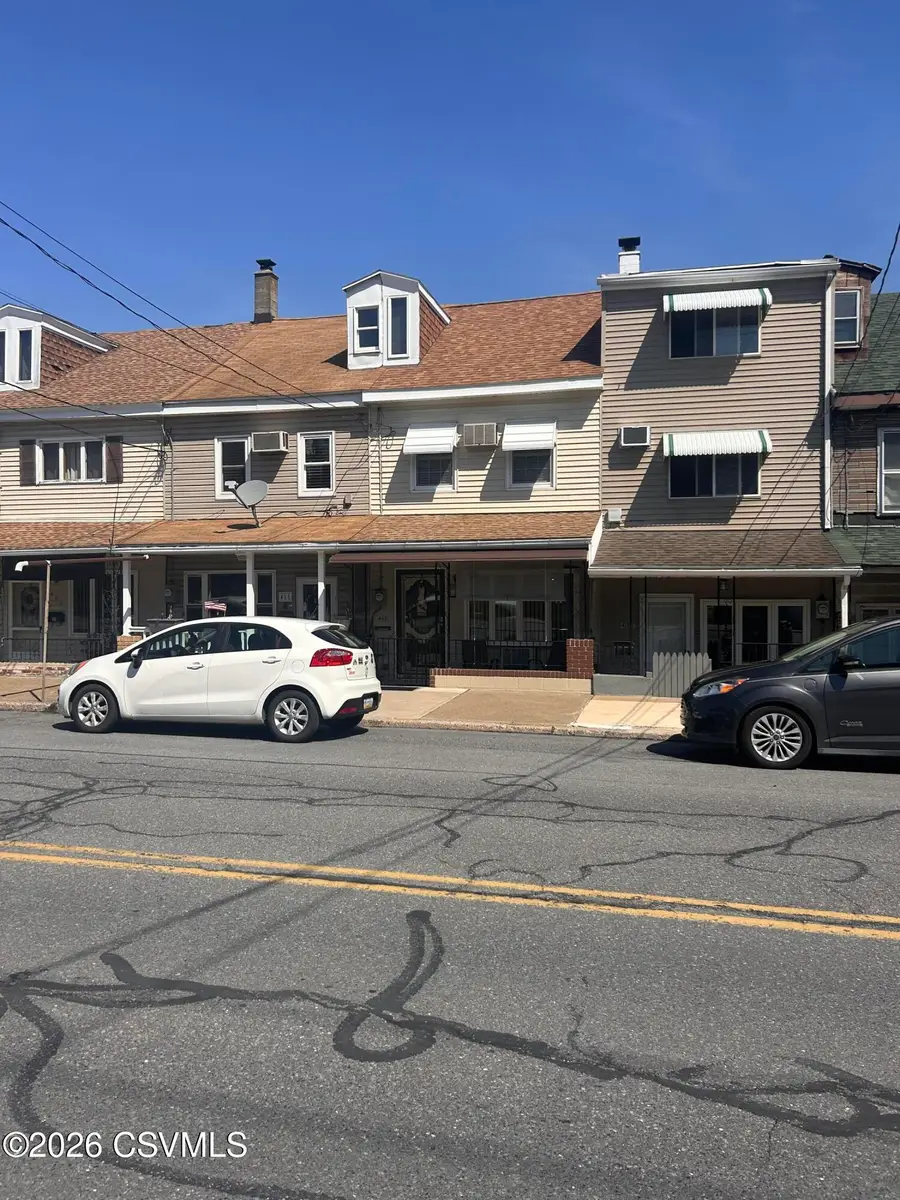 413 E 5th Street, Mount Carmel, PA 17851 - #2