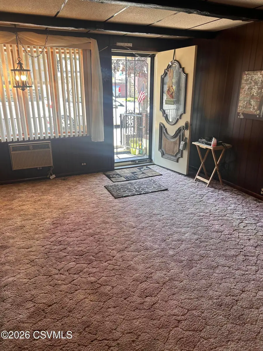 413 E 5th Street, Mount Carmel, PA 17851 - #3