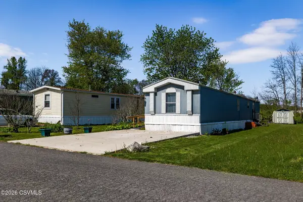 44 Albatross Drive, Watsontown, PA 17777