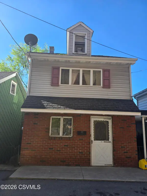 244 W Cherry Street, Mt. Carmel, PA 17851