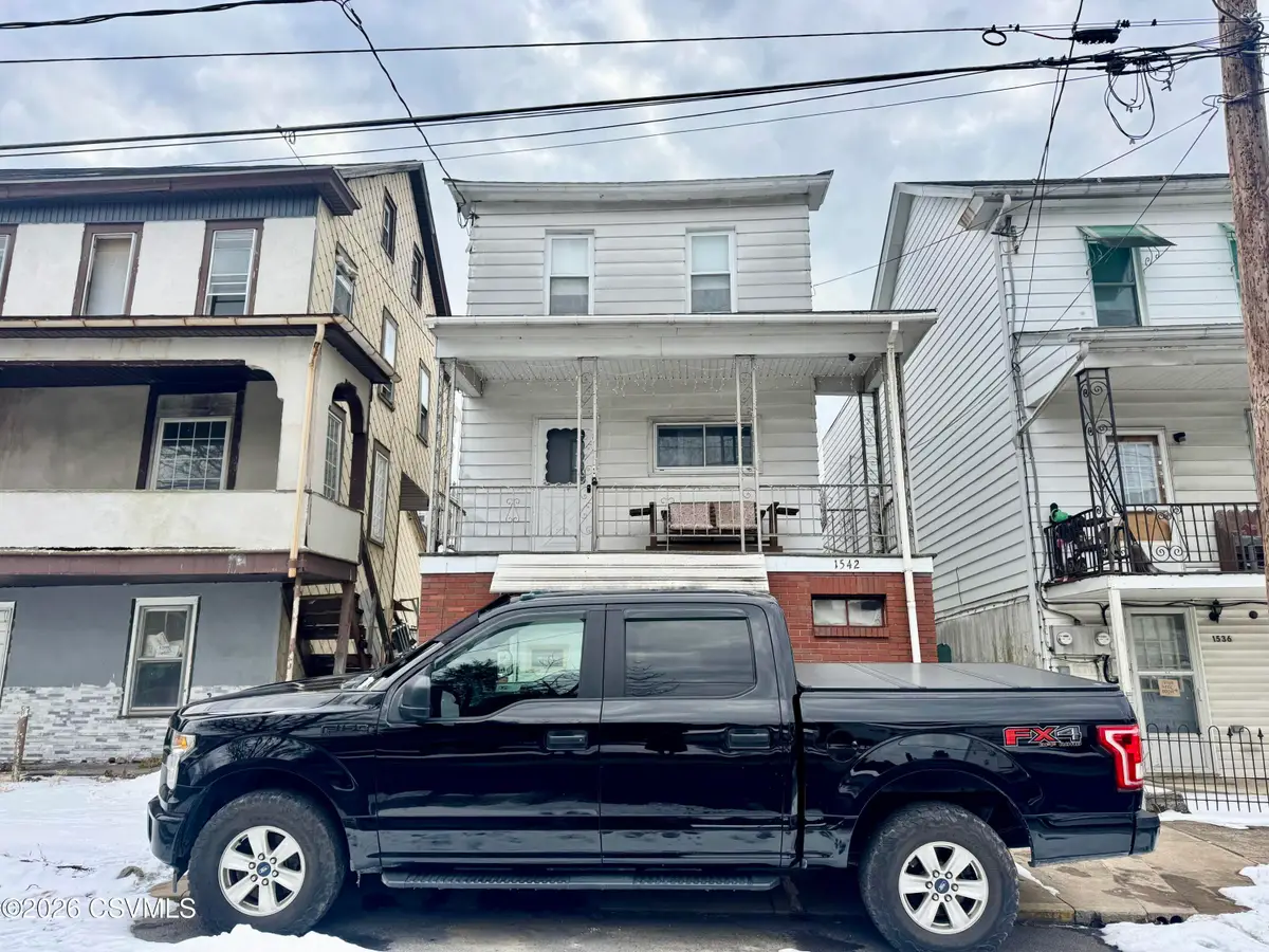 1542 Pulaski Avenue, Coal Township, PA 17866 - Image #1