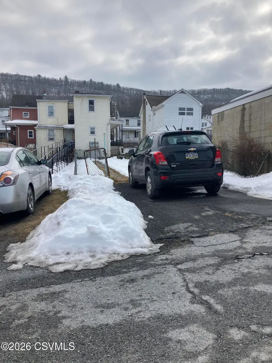 223 Penn Street, Tamaqua, PA 18252 - #3
