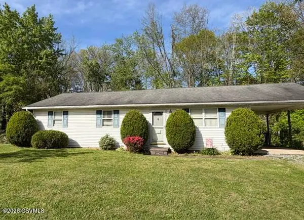 621 Rolling Green Drive, Selinsgrove, PA 17870