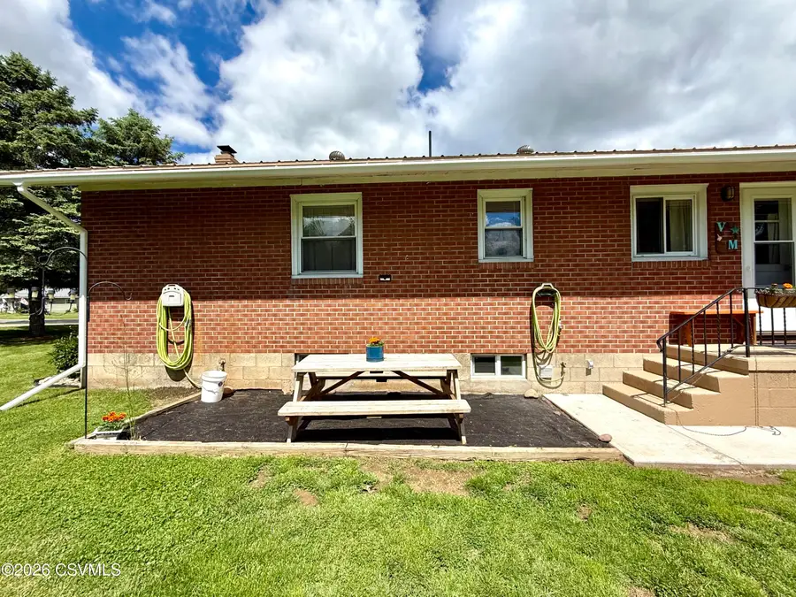 1100 N Old Trail, Selinsgrove, PA 17870 - #3